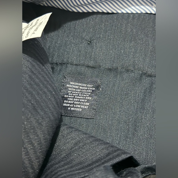 Tommy Hilfiger Mens Medium Black Wool Dress Pants 30W x 30L - Picture 5 of 6